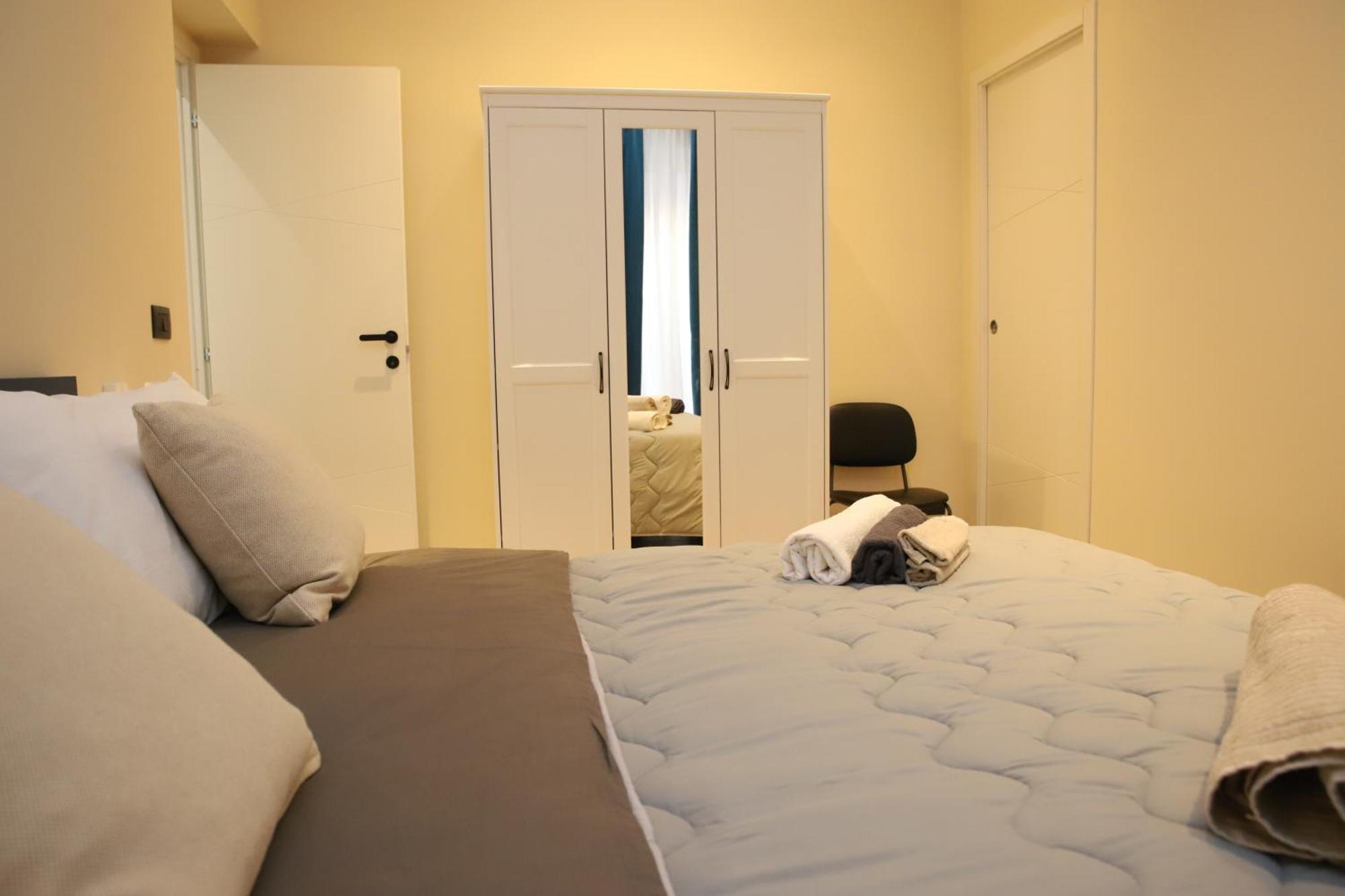 Nica Apartment Катанія Екстер'єр фото